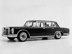 Mercedes-Benz S600